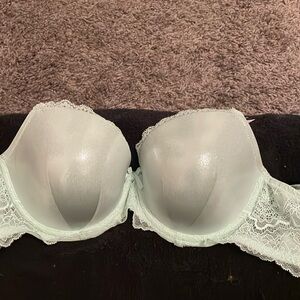 Victoria’s secrets. Padded bra size 32 DDD